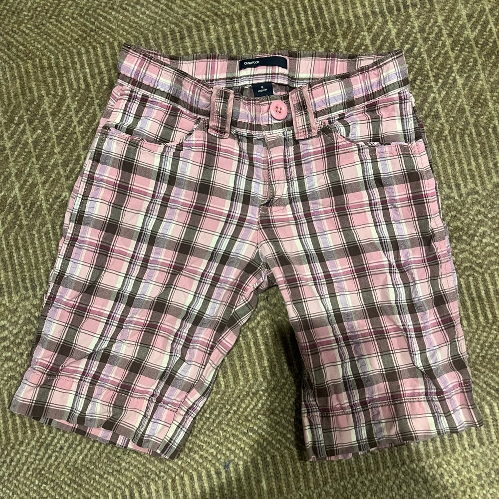 Gap Kids pink checkered shorts, size 6
